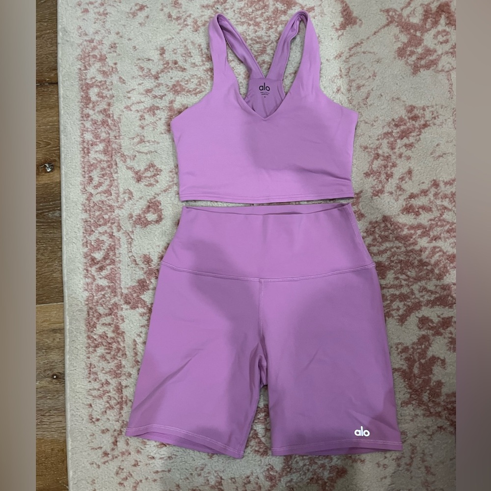 Alo Light Purple/Pinkish Set
